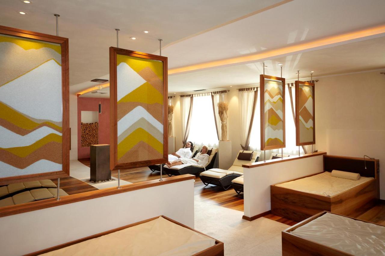 Hotel Carmen Dolomites Santa Cristina Val Gardena Esterno foto
