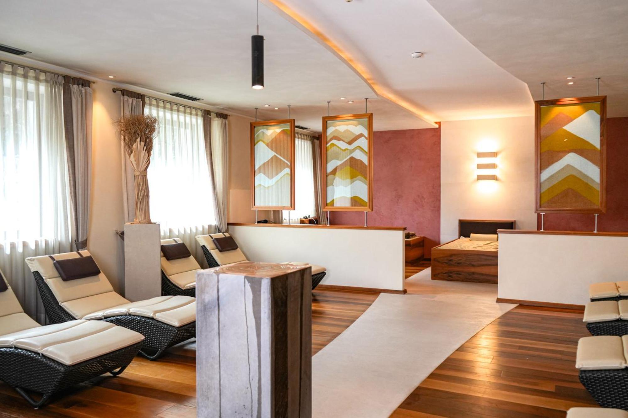 Hotel Carmen Dolomites Santa Cristina Val Gardena Esterno foto